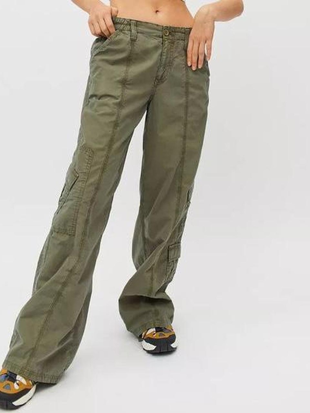 BDG Y2K Low Rise Wide-Leg Cargo Pants in Olive
